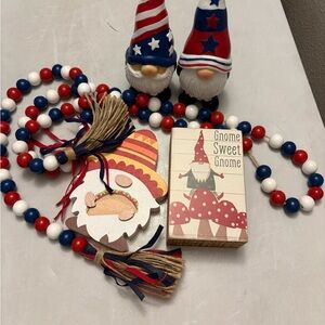 Patriotic Gnome Decor Set